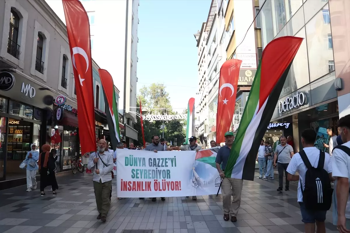 Trabzon'da Gazze'ye destek yürüyüşü yapıldı