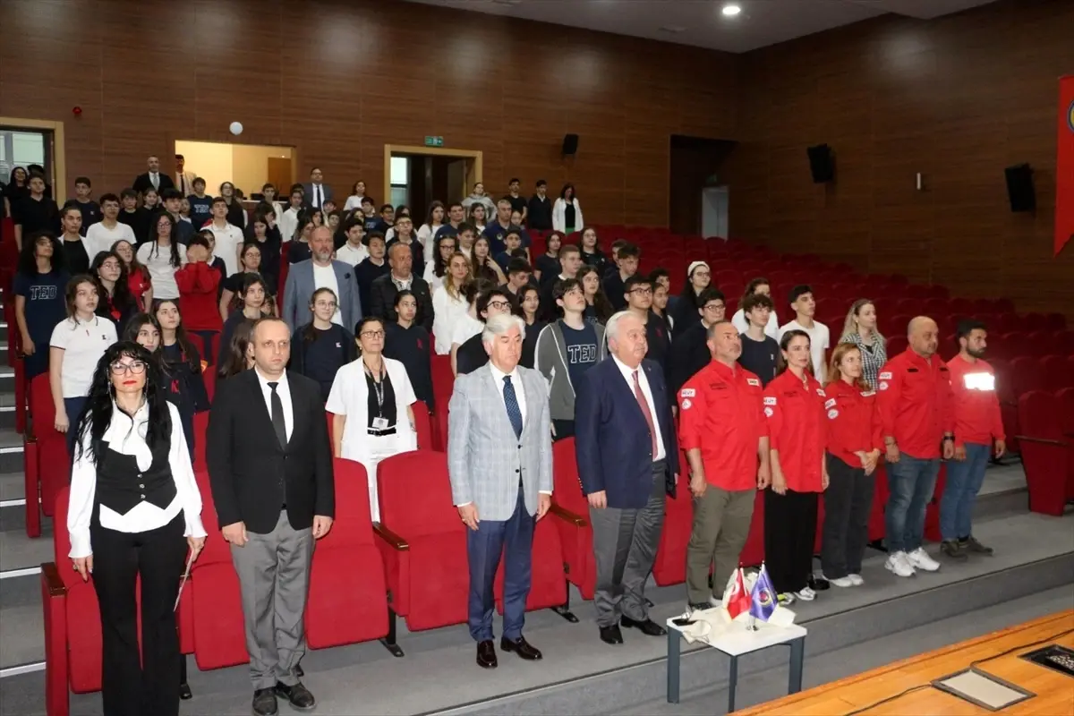 AKUT Trabzon ve TED Koleji Öğrencilere Afet Bilinci Eğitimi Verdi