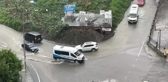 Trabzon'da Sağanak Yağış Hayatı Olumsuz Etkiledi