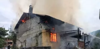 Trabzon'da Yangın: 1 Kişi Dumandan Etkilendi