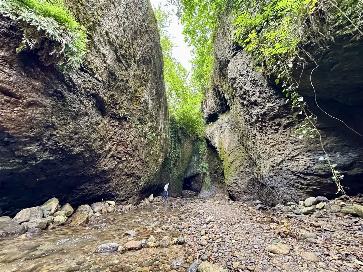 Yomra'da Kazan Gölü Kanyonu'nun Turizme Kazandırılması İçin Çalışmalar Başlatıldı