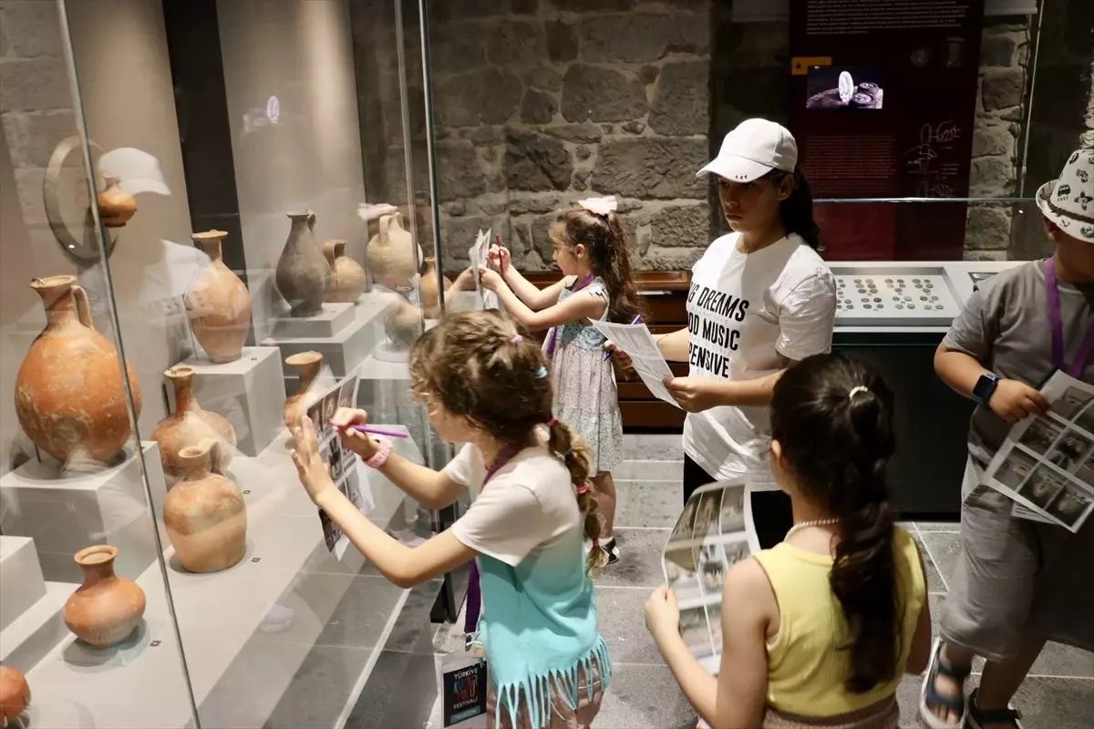 Trabzon Kültür Yolu Festivali'nde Müzede Drama ve Hacivat-Karagöz Etkinlikleri