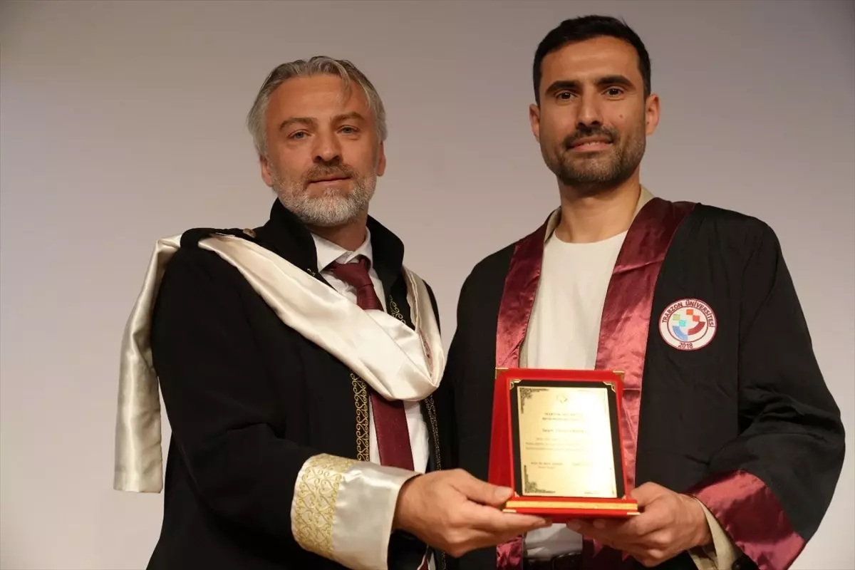 Trabzon Üniversitesi Spor Bilimleri Fakültesi'nde Mezuniyet Töreni Düzenlendi