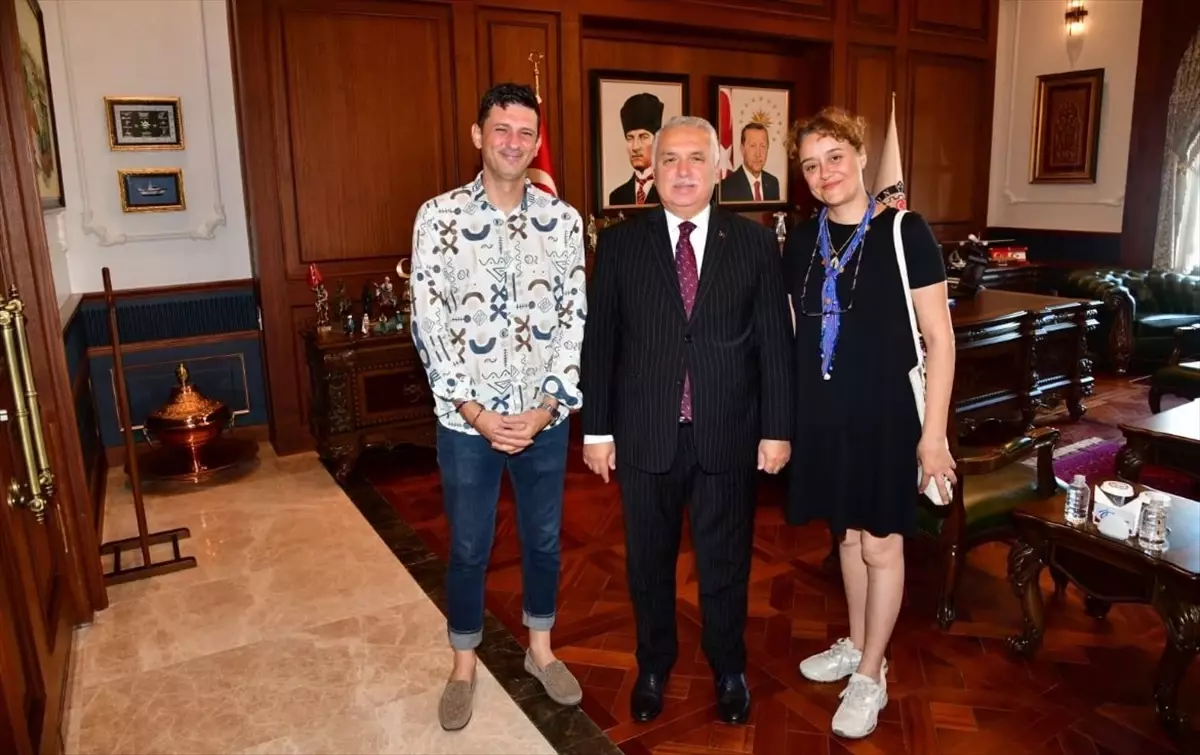 Trabzon Valisi Aziz Yıldırım, Mattia Ahmet Minguzzi'nin Ailesini Ziyaret Etti