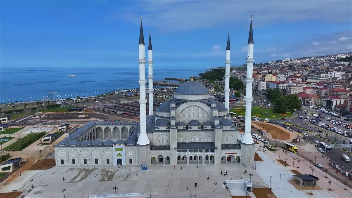 Trabzon'da Hanife Hatun Camisi Açılıyor