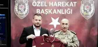 Trabzonspor Başkanı Ertuğrul Doğan, Özel Harekat ve Jandarma Komutanlarını Ziyaret Etti