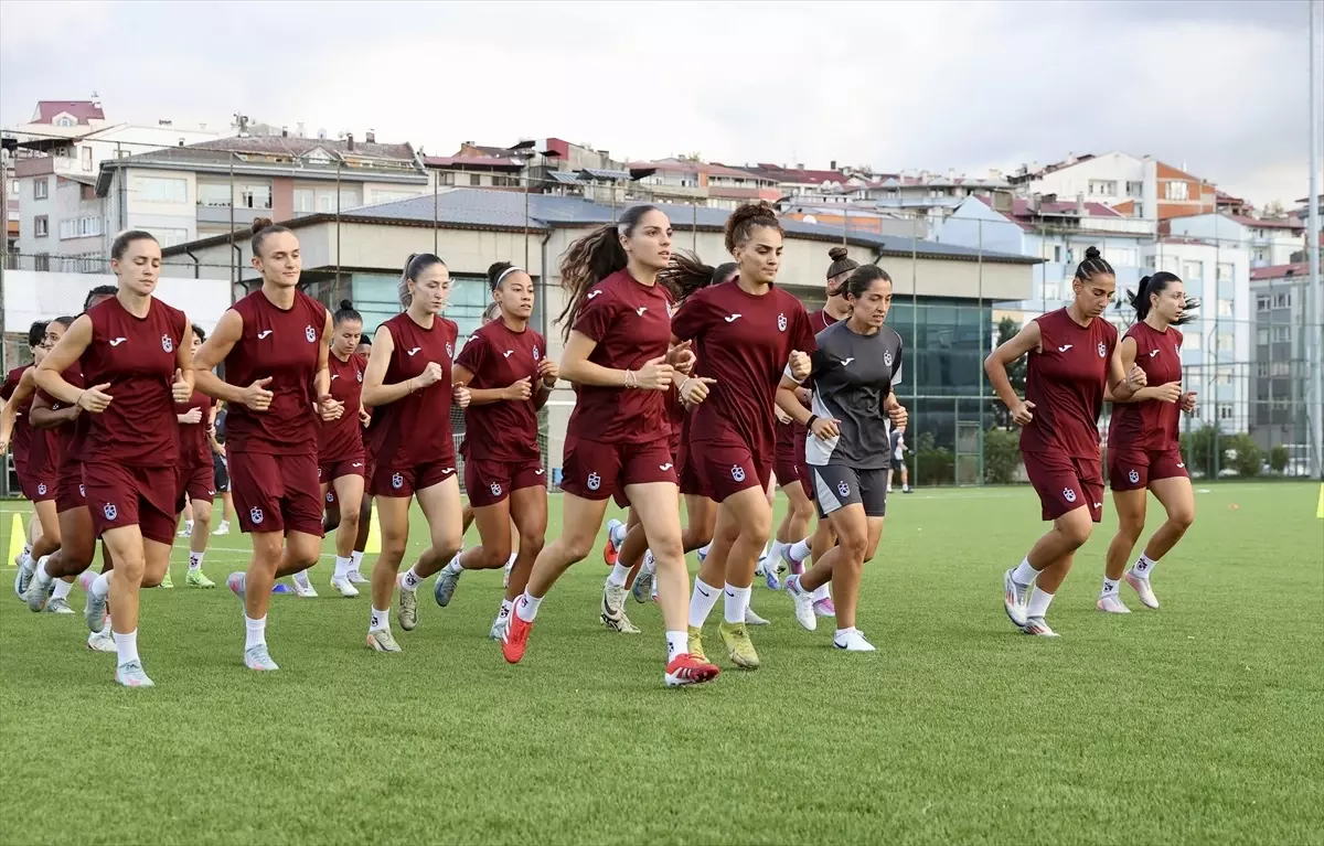 Trabzonspor Kadın Futbol Takımı, Şampiyonluk İçin Hazırlanıyor