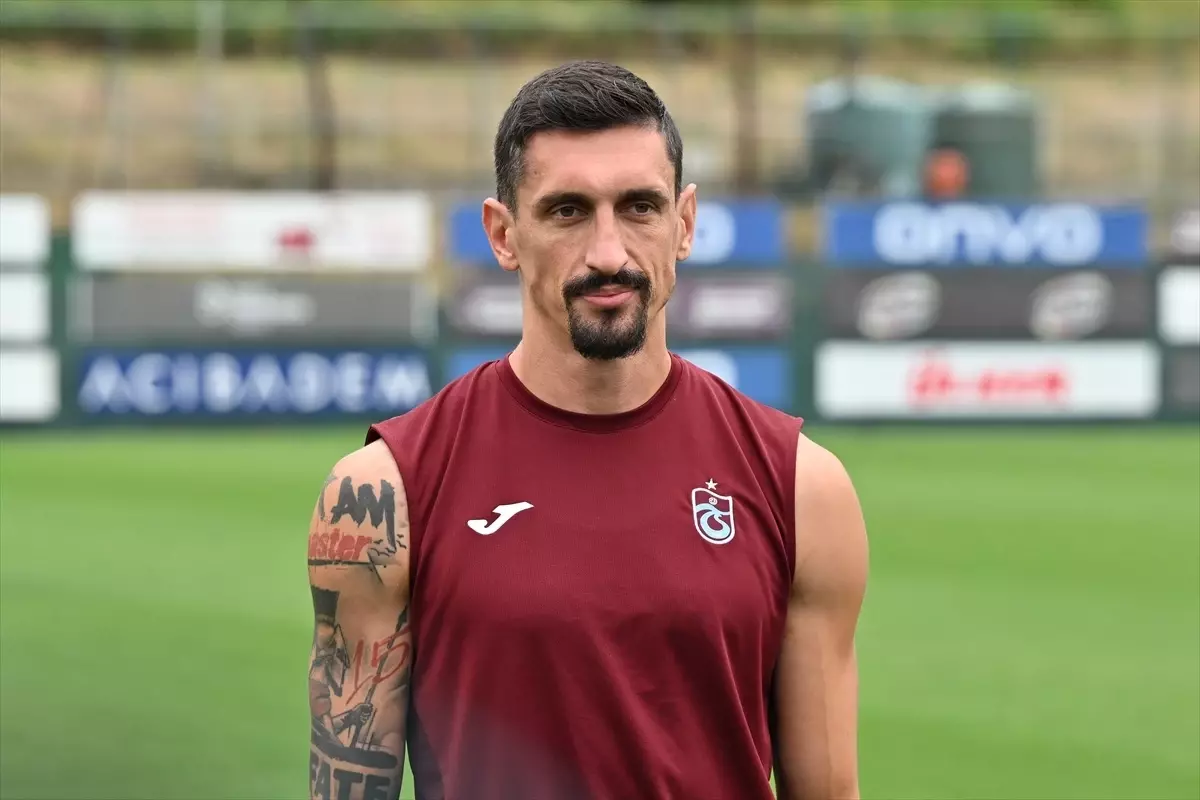 Stefan Savic: Puanlar Kazandıkça Daha İyi Futbol Oynayacağız