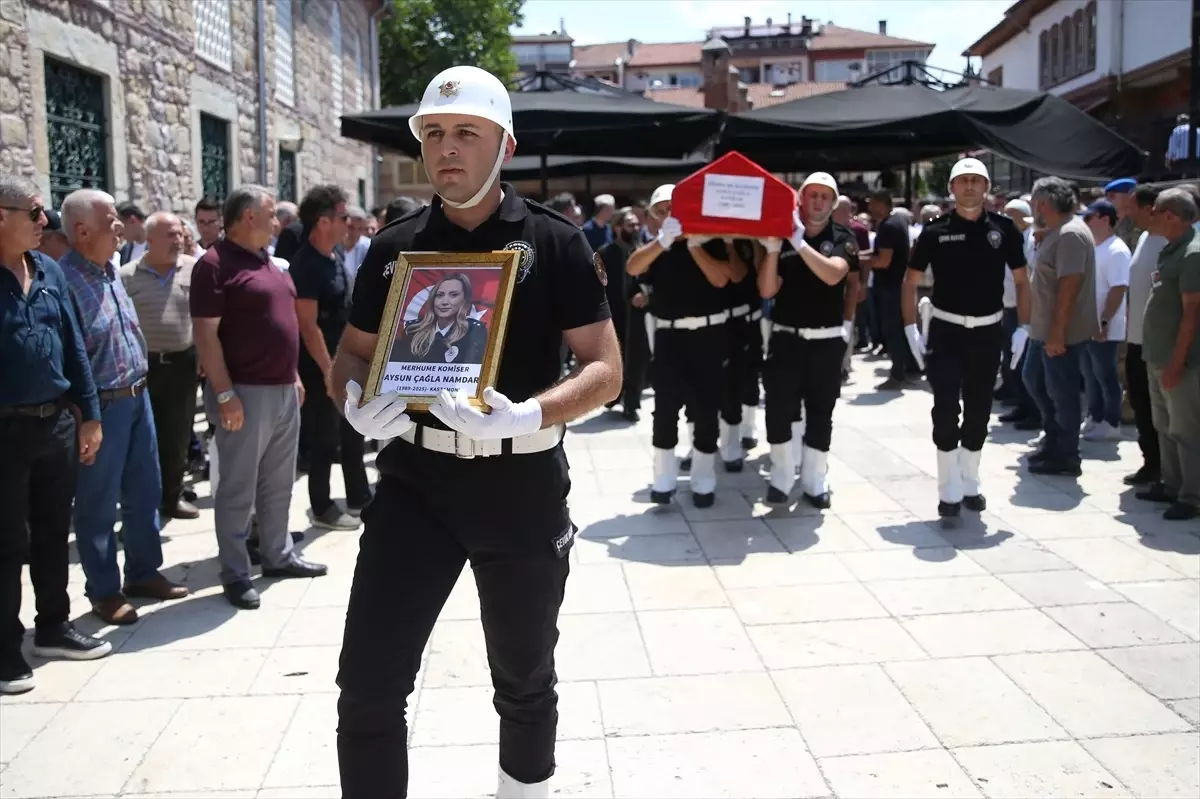 Başkomiser Aysun Çağla Namdar Son Yolculuğuna Uğurlandı