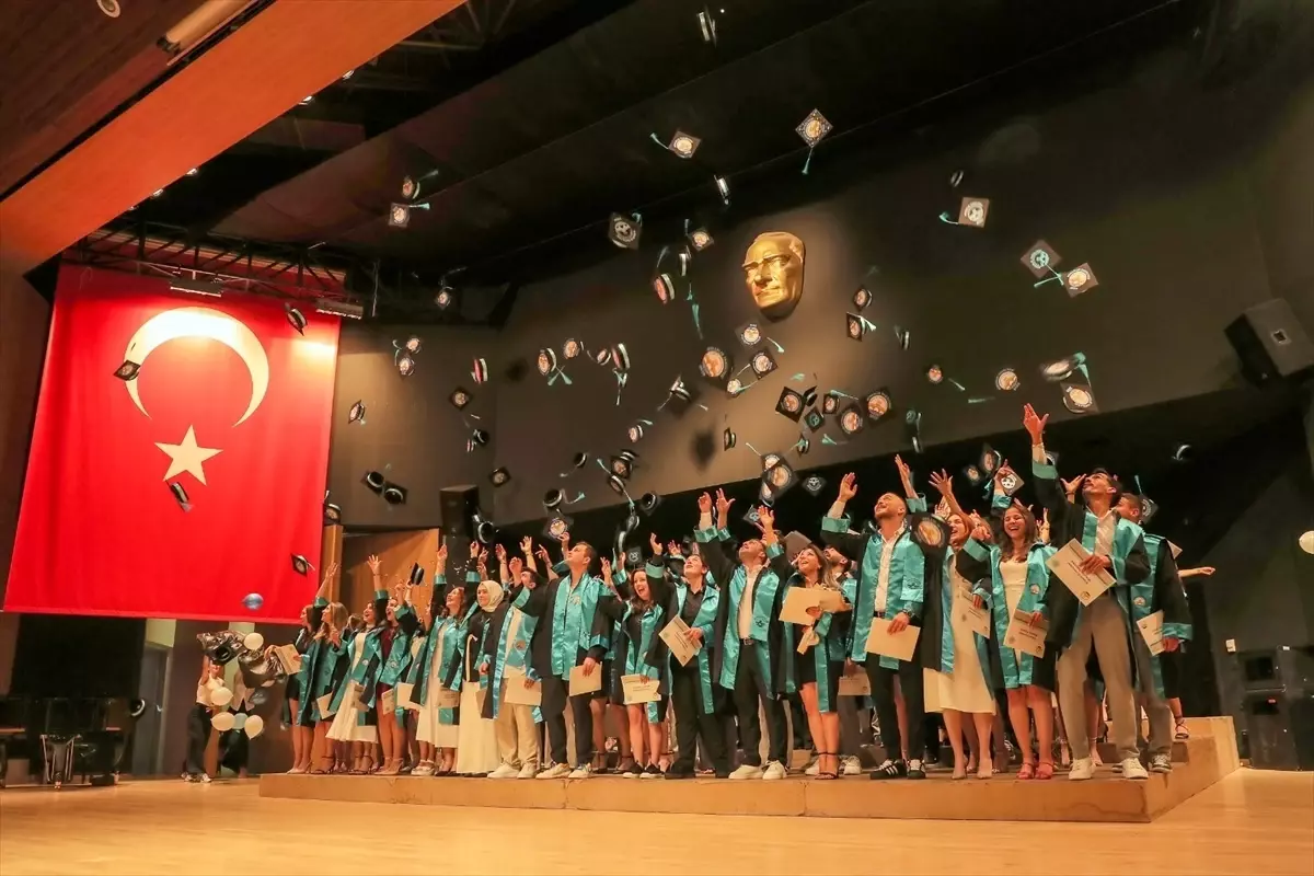 Trakya Üniversitesi Mimarlık Fakültesi Mezuniyet Töreni Yapıldı