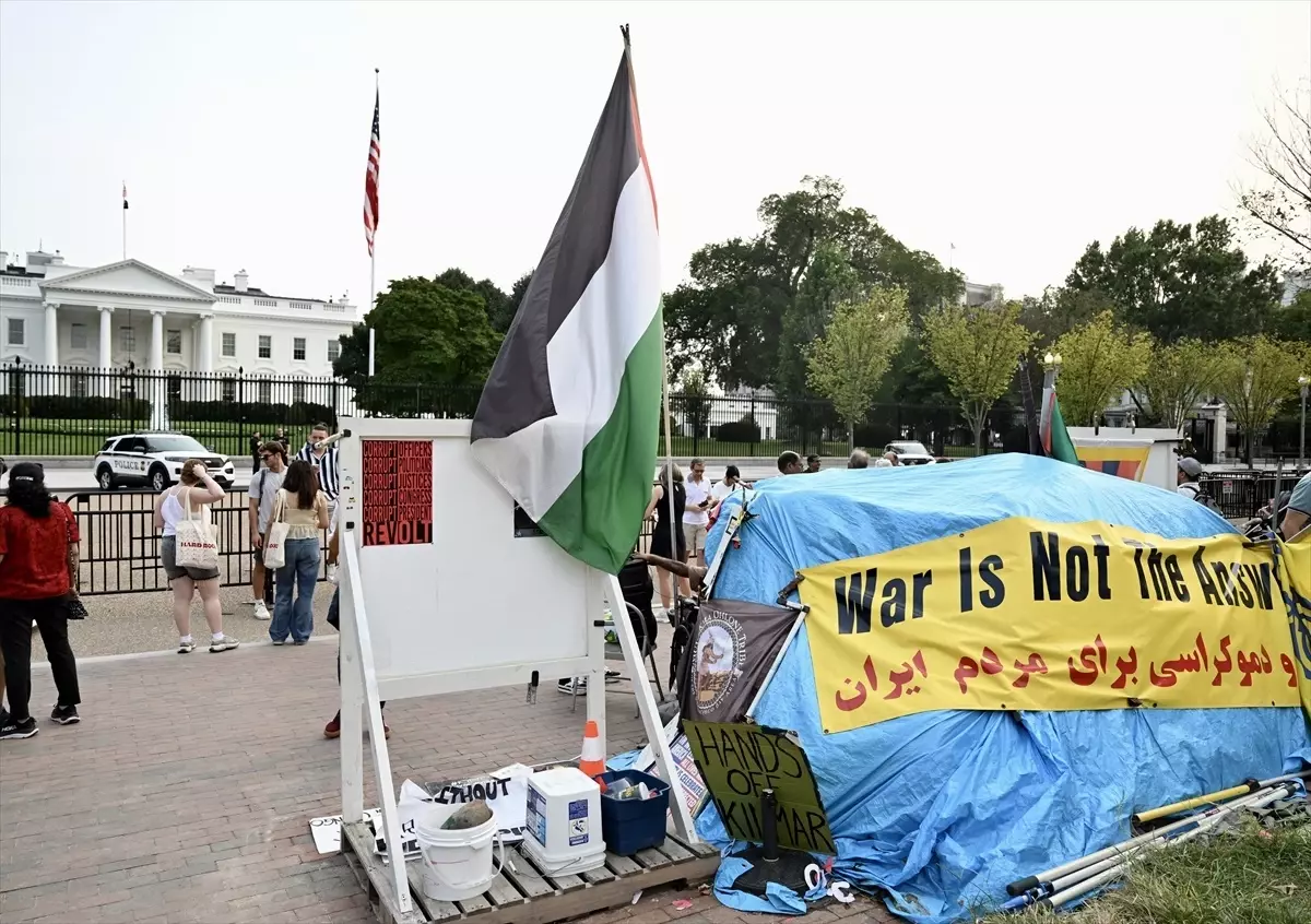 Trump, Lafayette Park'taki Savaş Karşıtı Çadırın Kaldırılmasını Talep Etti