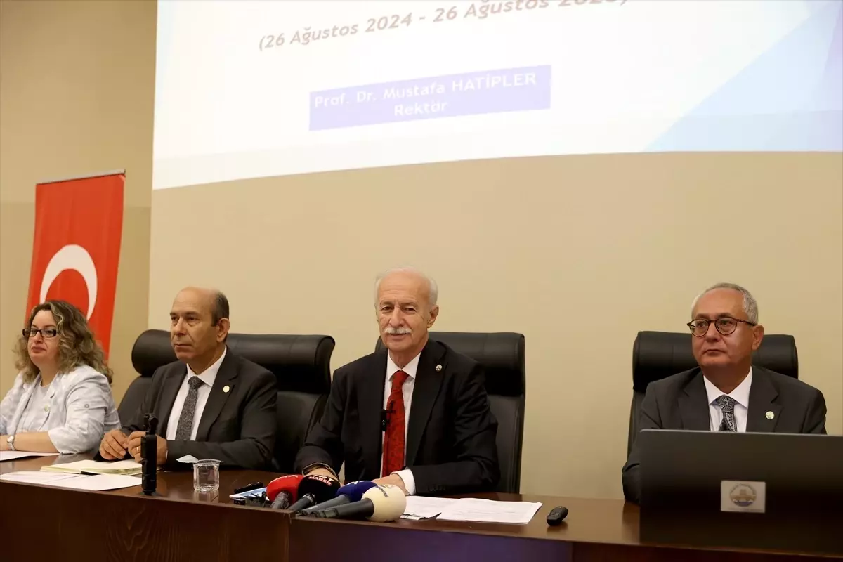 Trakya Üniversitesi Rektörü Hatipler, Göreve Gelişinin Birinci Yılını Değerlendirdi