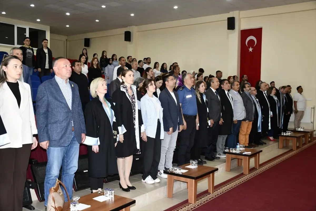 Trakya Üniversitesi'nde Mezuniyet Coşkusu