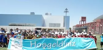 TÜGVA 15 Temmuz şehitleri anısına İzmir'de futbol turnuvası düzenledi