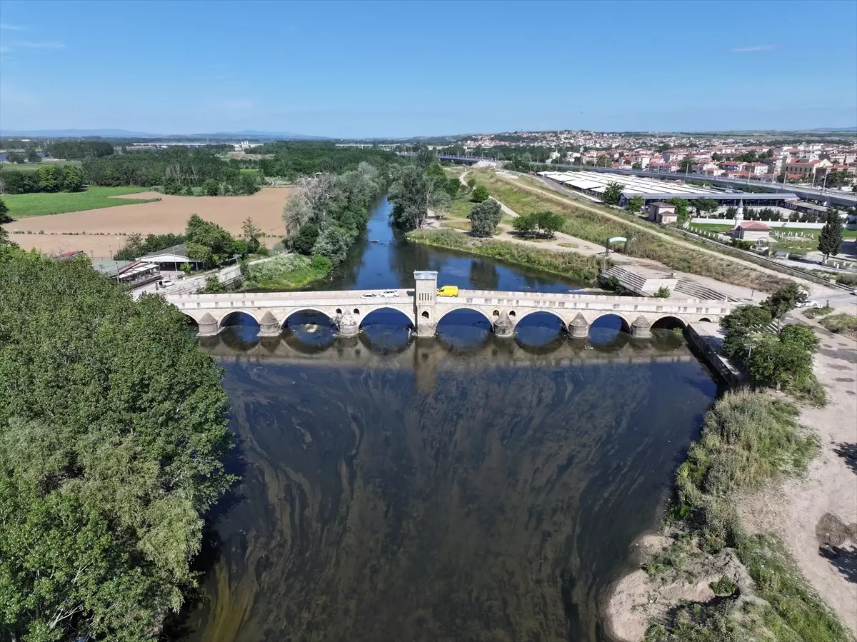 Tunca Nehri'nin Debisi Yağışlarla İki Kat Arttı