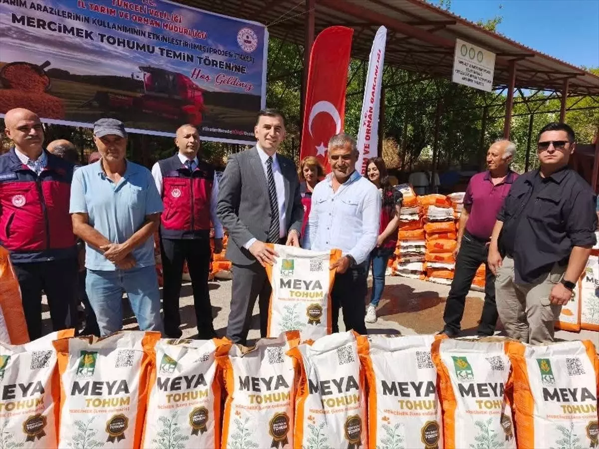 Çemişgezek'te Çiftçilere Mercimek Tohumu Dağıtımı Yapıldı
