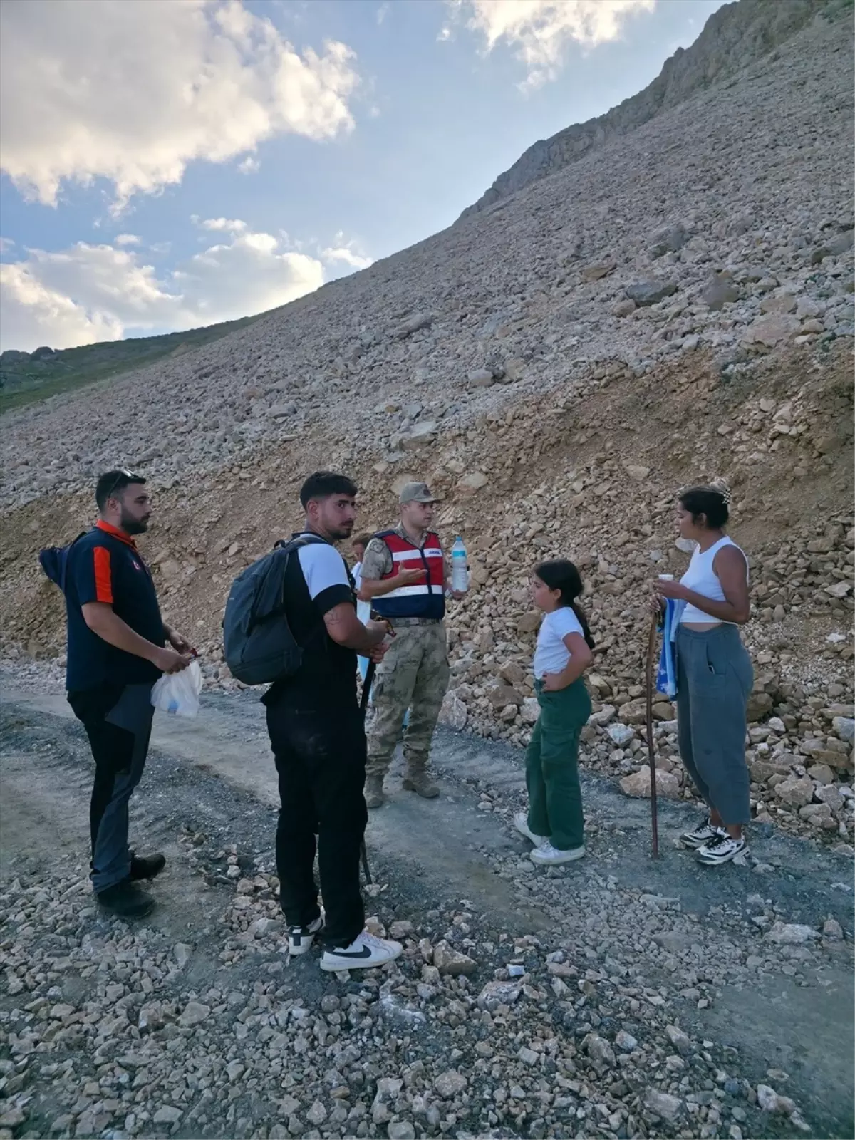 Tunceli'de Kaybolan 9 Kişi Arama Kurtarma Ekipleri Tarafından Bulundu