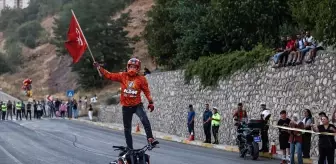 Tunceli'de MamekiFest Kapsamında Motosiklet Akrobasi Gösterisi