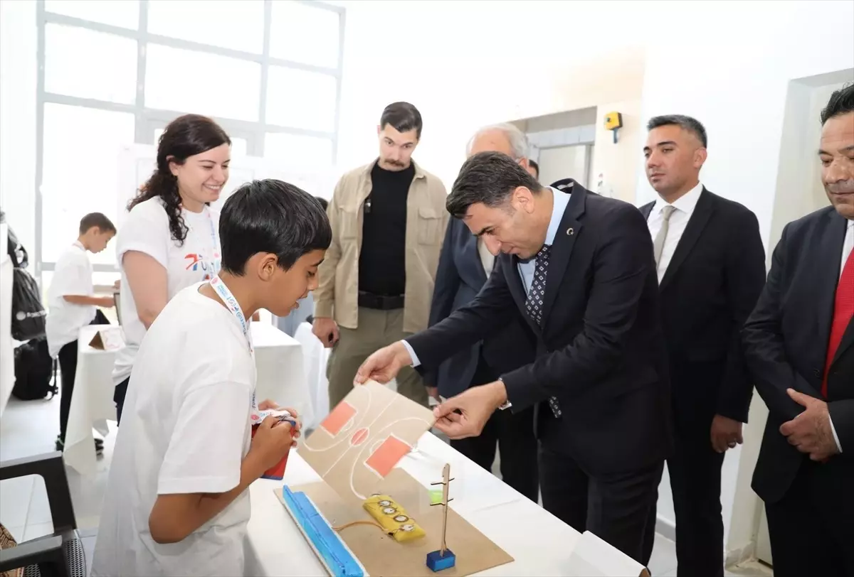 Tunceli'de Bilim ve Teknoloji Festivali Düzenlendi