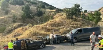 Tunceli'de Zincirleme Trafik Kazası: 5 Yaralı