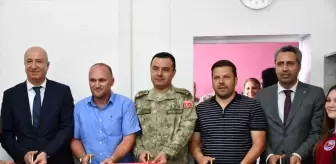 Kosova'da Türk Temsil Heyeti Okula Bilgisayar Dershanesi Kurdu