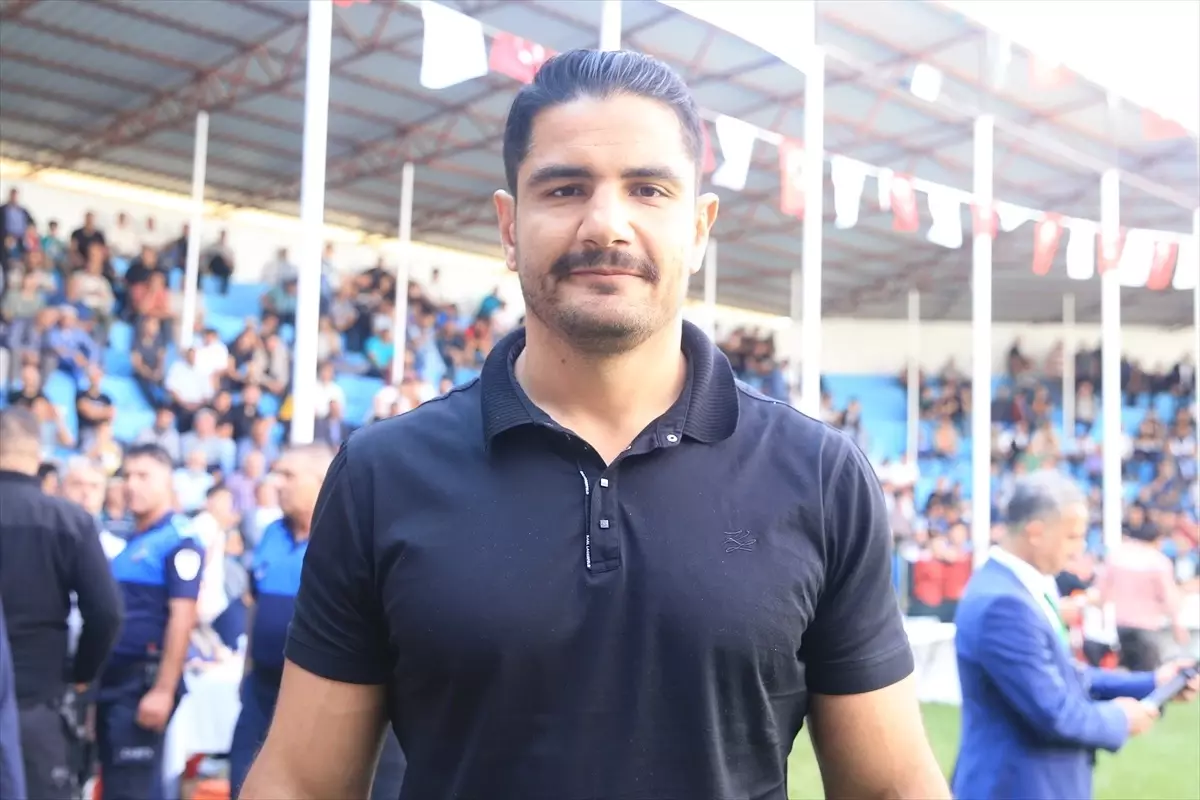 Türkiye Güreş Federasyonu, Genç Güreşçileri Olimpiyatlara Hazırlıyor