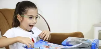 Türk Kızılay, Deprem Bölgesindeki Öğrencilere Kırtasiye Setleri Dağıttı