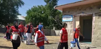 Türk Kızılay Gönüllüleri, Dumlusu Köyü Okulunu Yeniledi