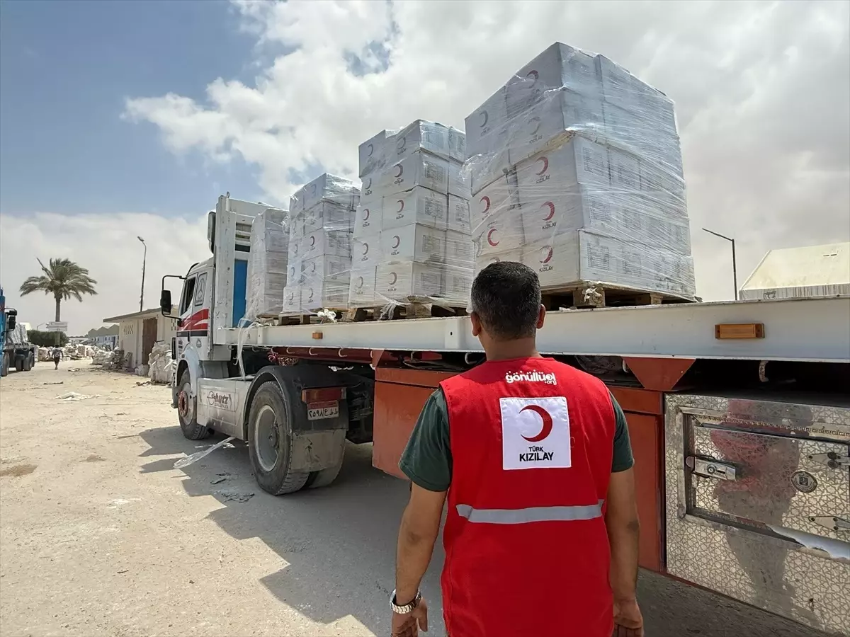Türk Kızılay, Gazze'ye 3 Bin Ton Gıda Yardımı Gönderdi
