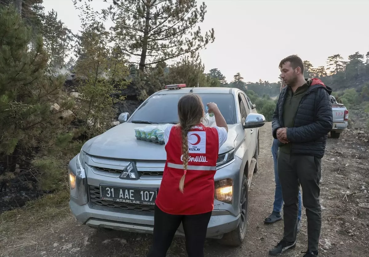 Türk Kızılay, Orman Yangınlarına Destek Vermeye Devam Ediyor