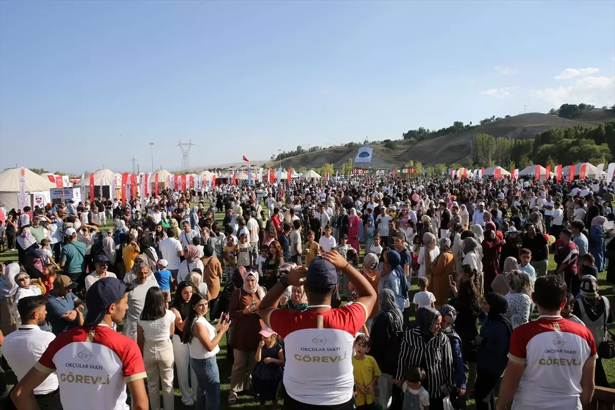 Türk Yıldızları, Malazgirt Zaferi'nin 954. yıl dönümü etkinliklerine renk kattı