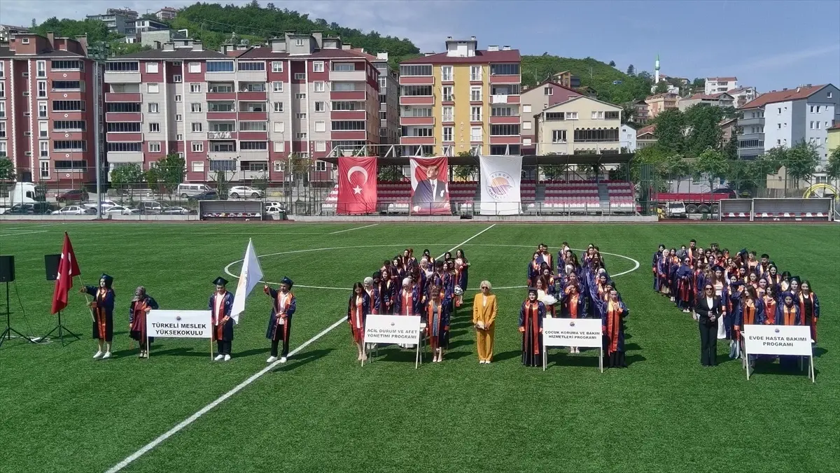 Sinop Üniversitesi 2024-2025 Mezuniyet Töreni Coşkuyla Gerçekleşti