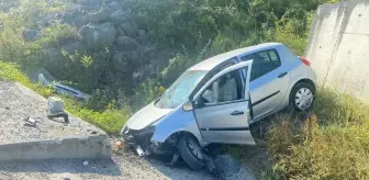 Sinop'ta Şarampole Düşen Otomobilin Sürücüsü Yaralandı
