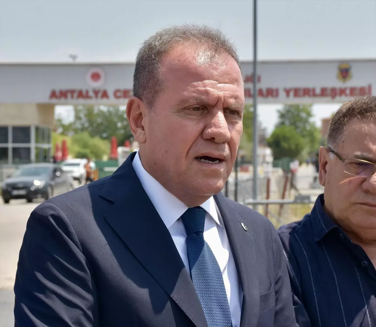 TBB Başkan Vekili Seçer, Tutuklu Belediyeci Böcek'i Ziyaret Etti