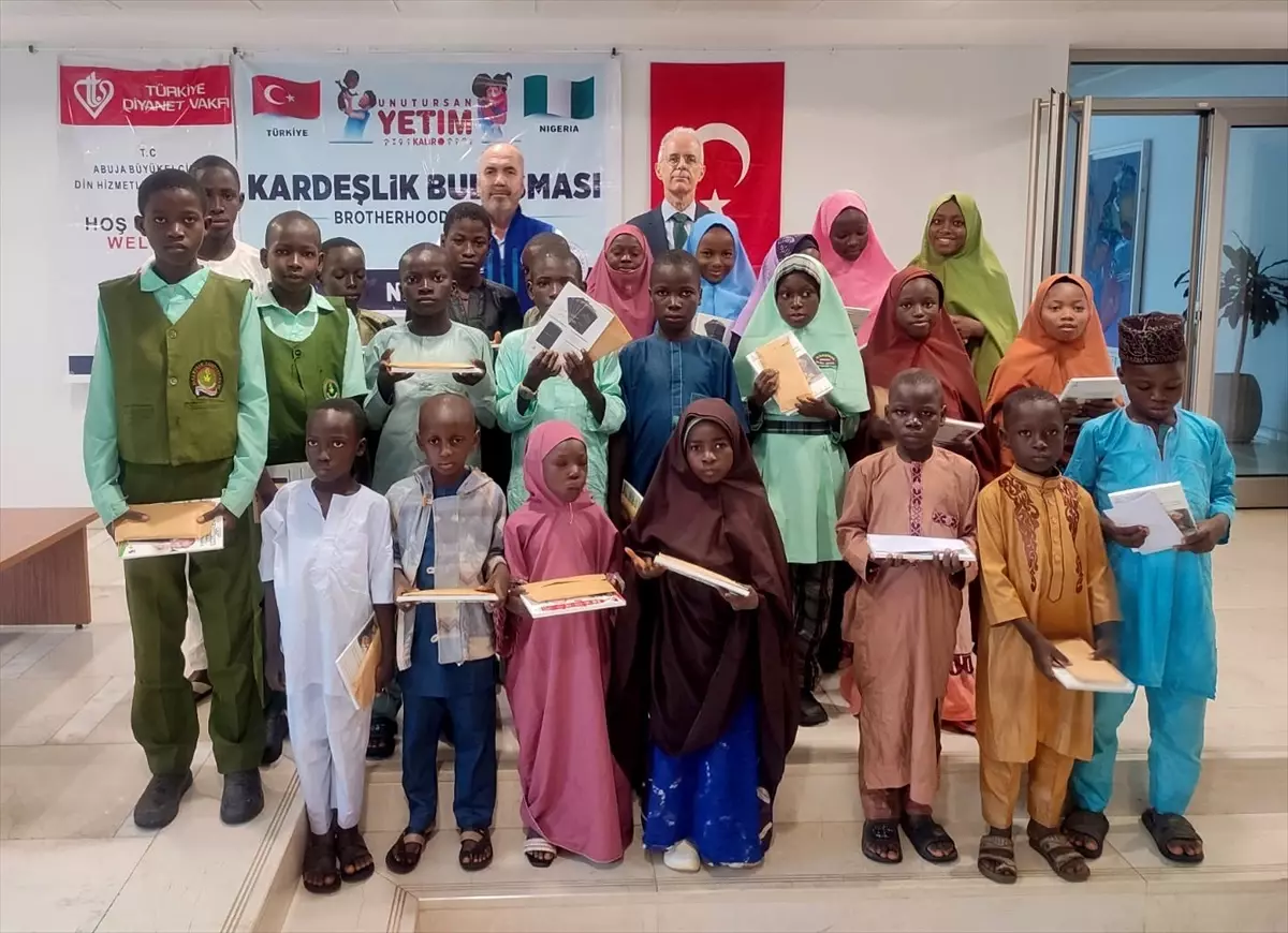 TDV, Nijerya'daki Yetimlere Aylık Nakdi Yardımda Bulundu