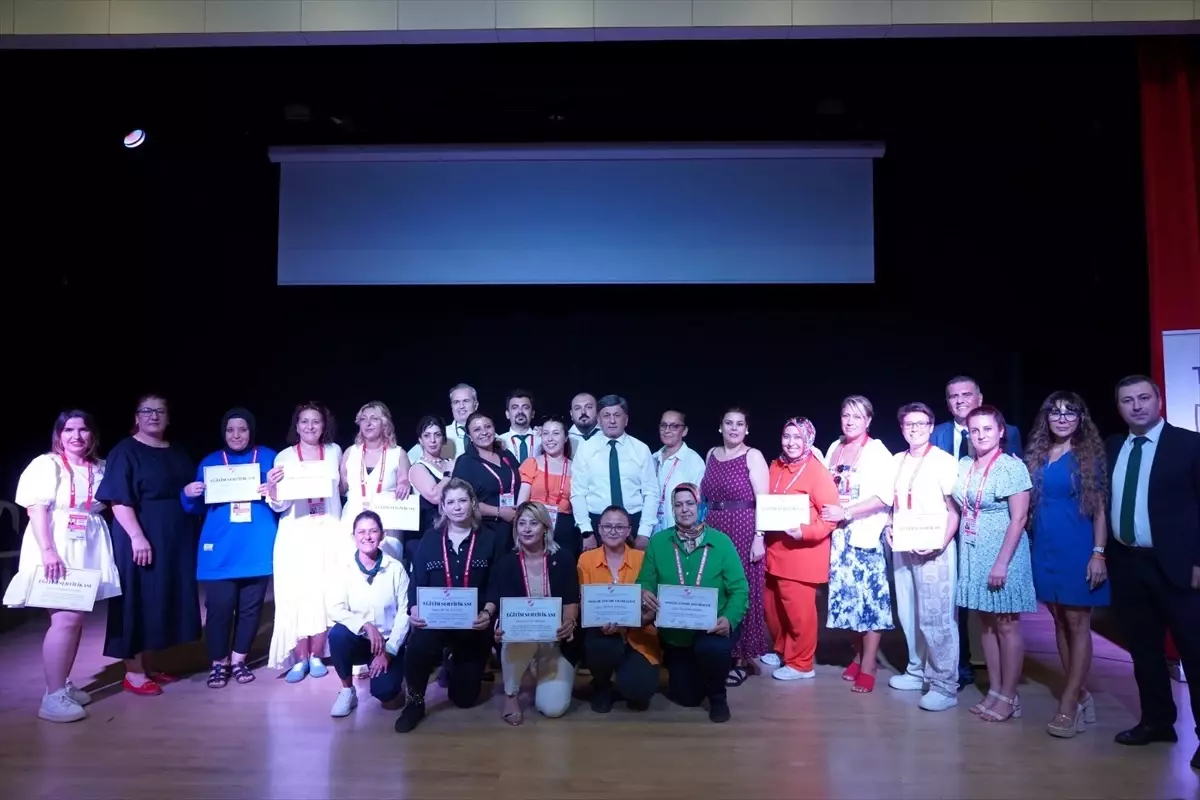 Antalya'da 'Ahde Vefa Gecesi' ile Futbol Saha Komiserleri Sezonu Açıldı