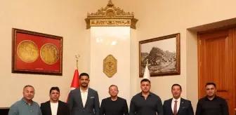Güreş Federasyonu Başkanı Akgül'den Kars Valisi Polat'a Ziyaret