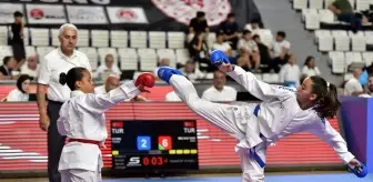 Türkiye Karate Premier Ligi Murat Eşsiz Etabı Manisa'da Başladı