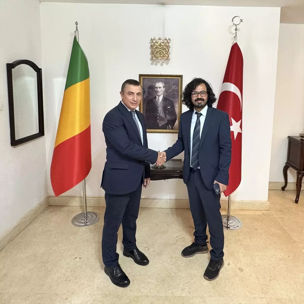 Bamako Büyükelçiliği'nde Bayramlaşma Programı Düzenlendi