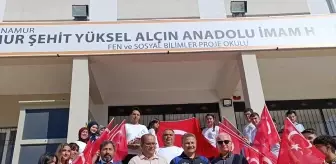 Türkiye'nin ilk astronotu Gezeravcı Mersinli öğrencilere uzay yolculuğunu anlattı