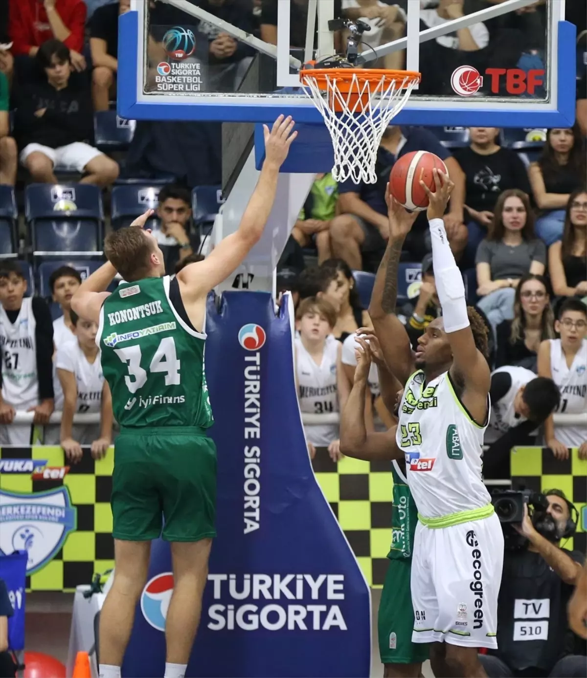 Yukatel Merkezefendi Belediyesi Basket, Bursaspor'u 75-65 Yenerek Lige Galibiyetle Başladı
