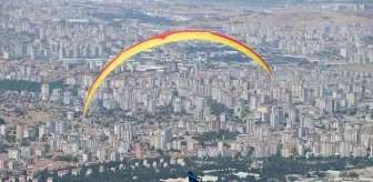 Türkiye Yamaç Paraşütü Şampiyonası Kayseri'de Devam Ediyor