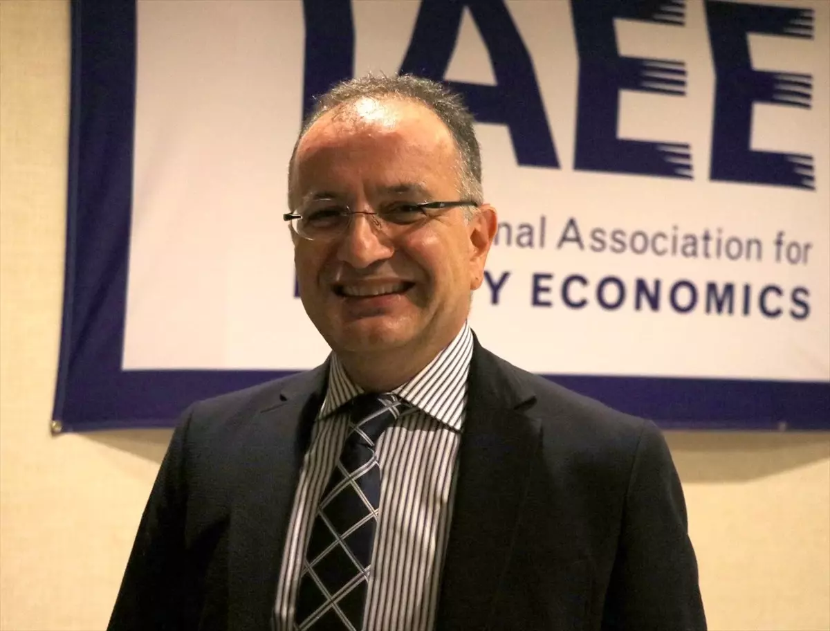 Türkiye Enerji Bağımsızlığı İçin Yenilenebilir Kaynaklara Yöneliyor