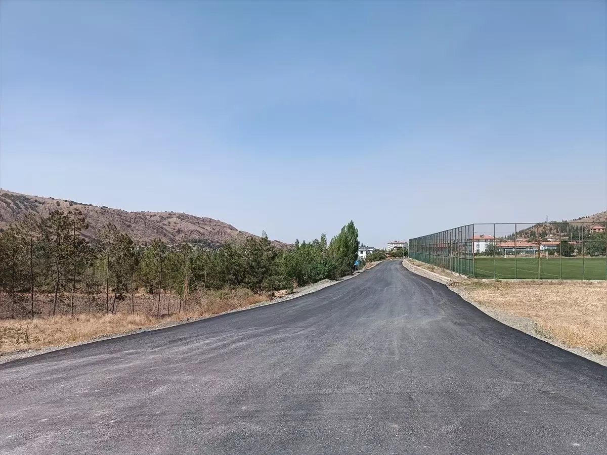 Çorum ve Uğurludağ Belediyeleri’nden Ortak Asfalt Çalışması