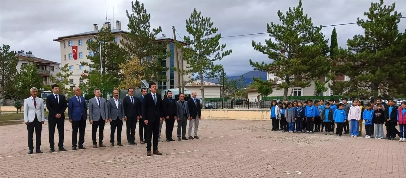 Sivas'ın Ulaş İlçesinde İlköğretim Haftası Kutlandı