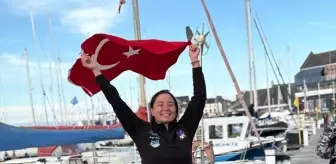 Bengisu Avcı, Okyanus Yedilisi'nin Zorlu Kuzey Kanalı Etabını Başarıyla Geçti