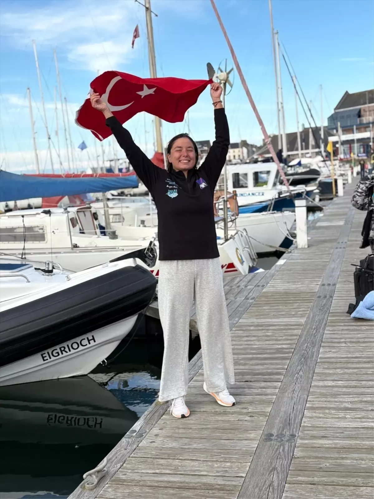 Bengisu Avcı, Okyanus Yedilisi'nin Zorlu Kuzey Kanalı Etabını Başarıyla Geçti