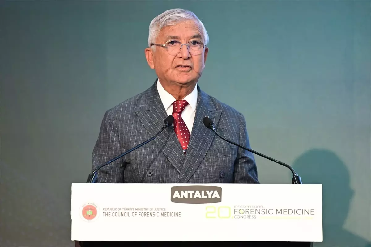 Uluslararası 20. Adli Tıp Günleri Antalya'da Devam Ediyor