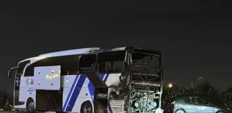 Ümraniye'de Yolcu Otobüsünde Yangın Çıktı