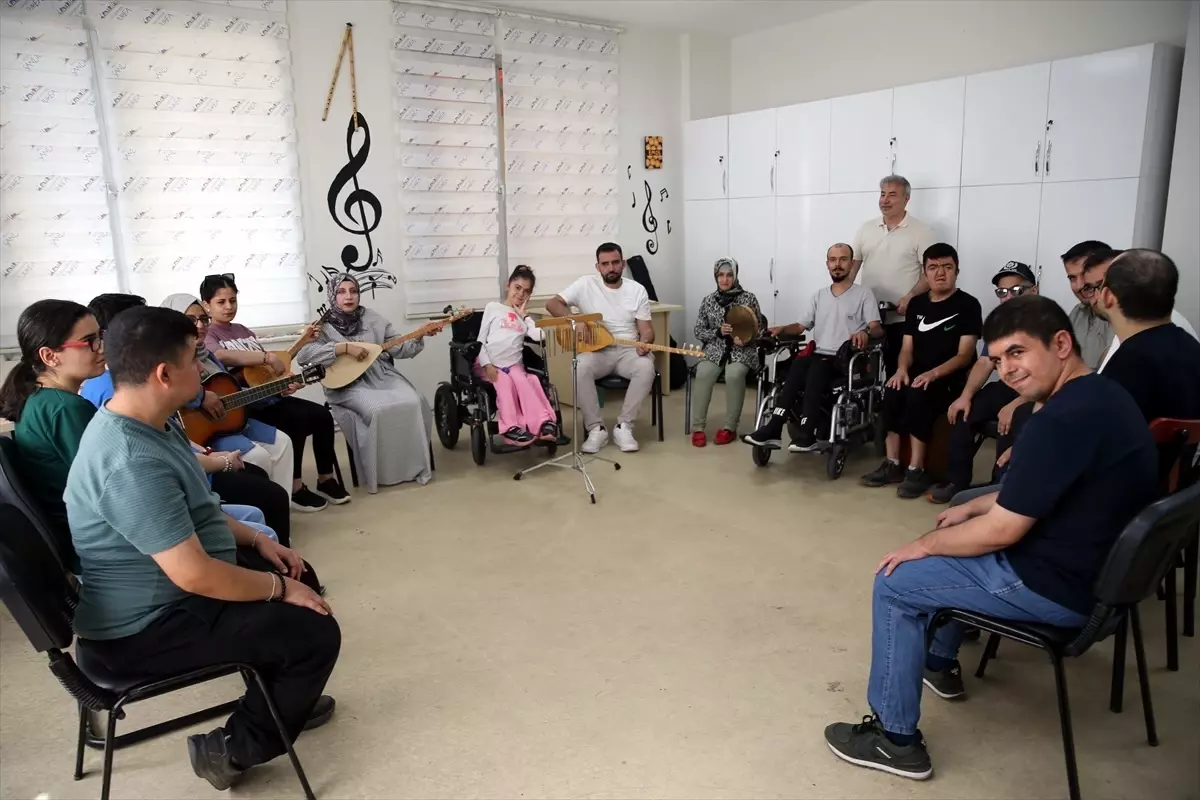 Şanlıurfa'da Engelli Bireyler için Müzik Kursu Düzenleniyor